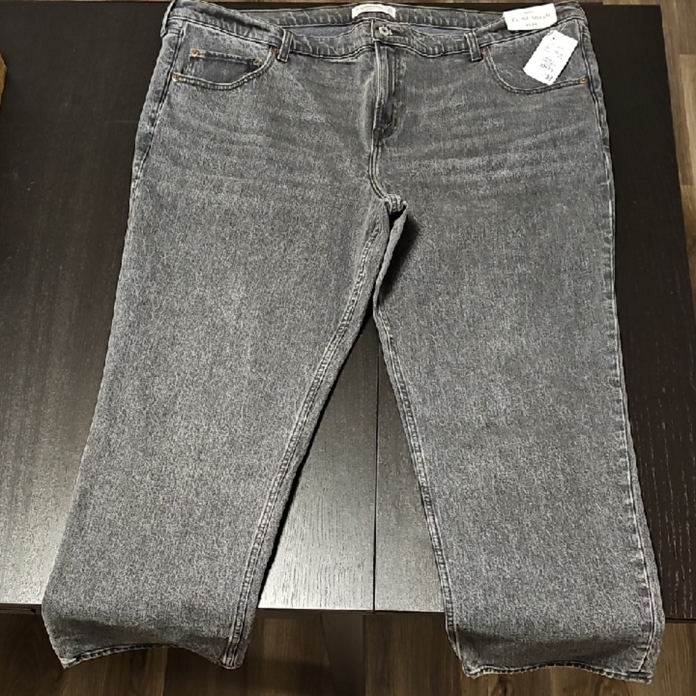 Abercrombie & Fitch Women's Gray Straight Leg Jeans